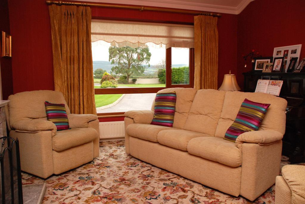 Cradog Farmhouse B&B Urlingford Exteriör bild